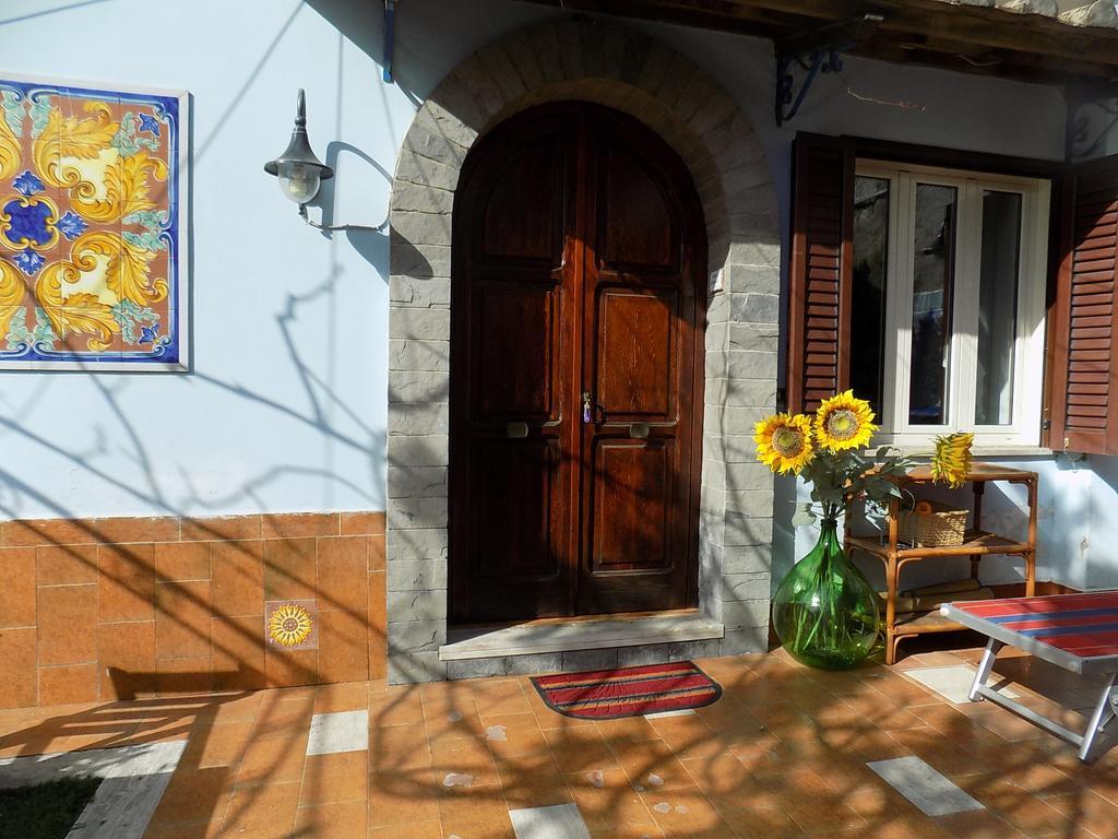 Maison De Fleurs Майори Экстерьер фото